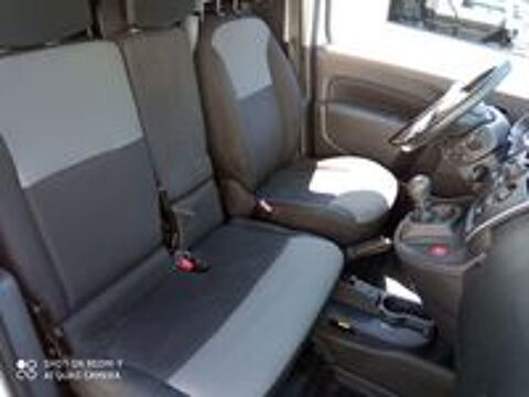 Kangoo Express KANGOO EXPRESS GRAND VOLUME BLUE DCI 95 EXTRA R-LINK 2021 occasion 38840 Saint-Lattier