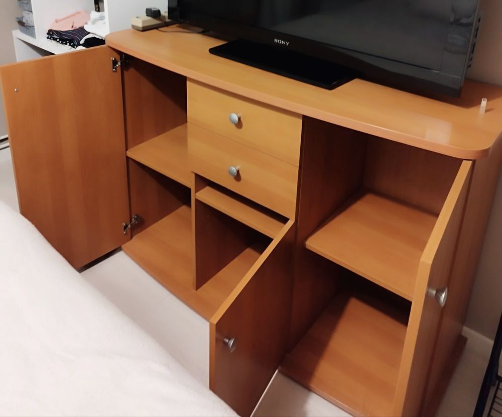 cause d&eacute;m&eacute;nagement une Commode Meubles