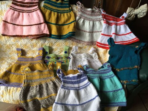 Jolies petites robes chasubles différentes coloris 10 Saint-Julien-les-Rosiers (30)