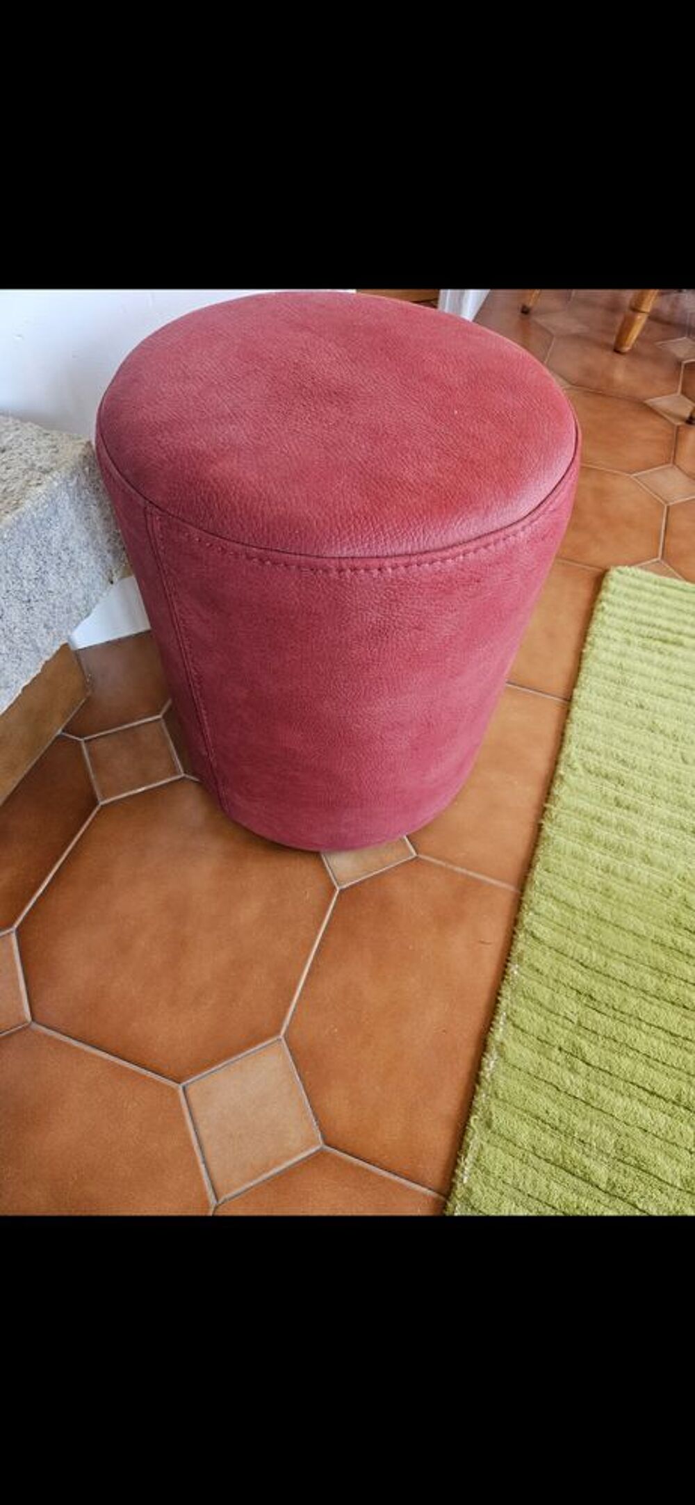 Canap&eacute; Diva +fauteuil Diva + 2 poufs Meubles