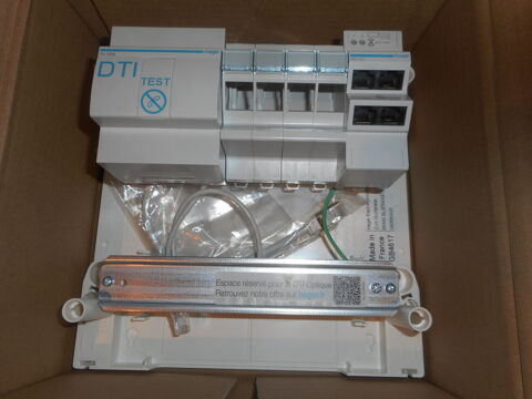 Hager - Coffret de communication semi-�quip� 4xRJ45 faire px 50 Saran (45)