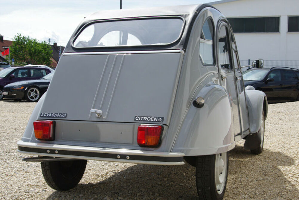 2 CV - Dyane 2 CV Sp&eacute;cial 1985 occasion Bruges, Belgique