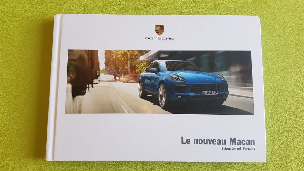 PORSCHE CATALOGUE * MACAN 