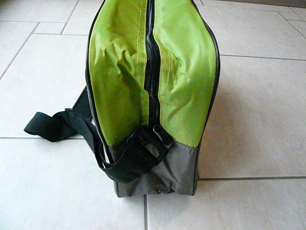 Sac isotherme avec bandouli&egrave;re Maroquinerie