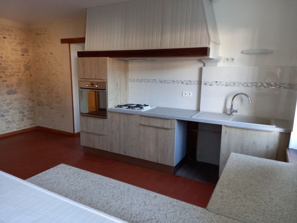Location Maison Pannes Maison type 4 dans secteur calme Pannes