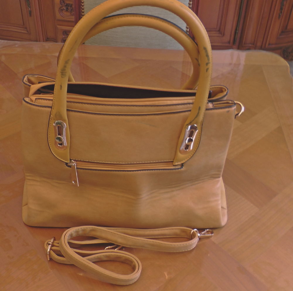 SAC A MAINS BEIGE Maroquinerie