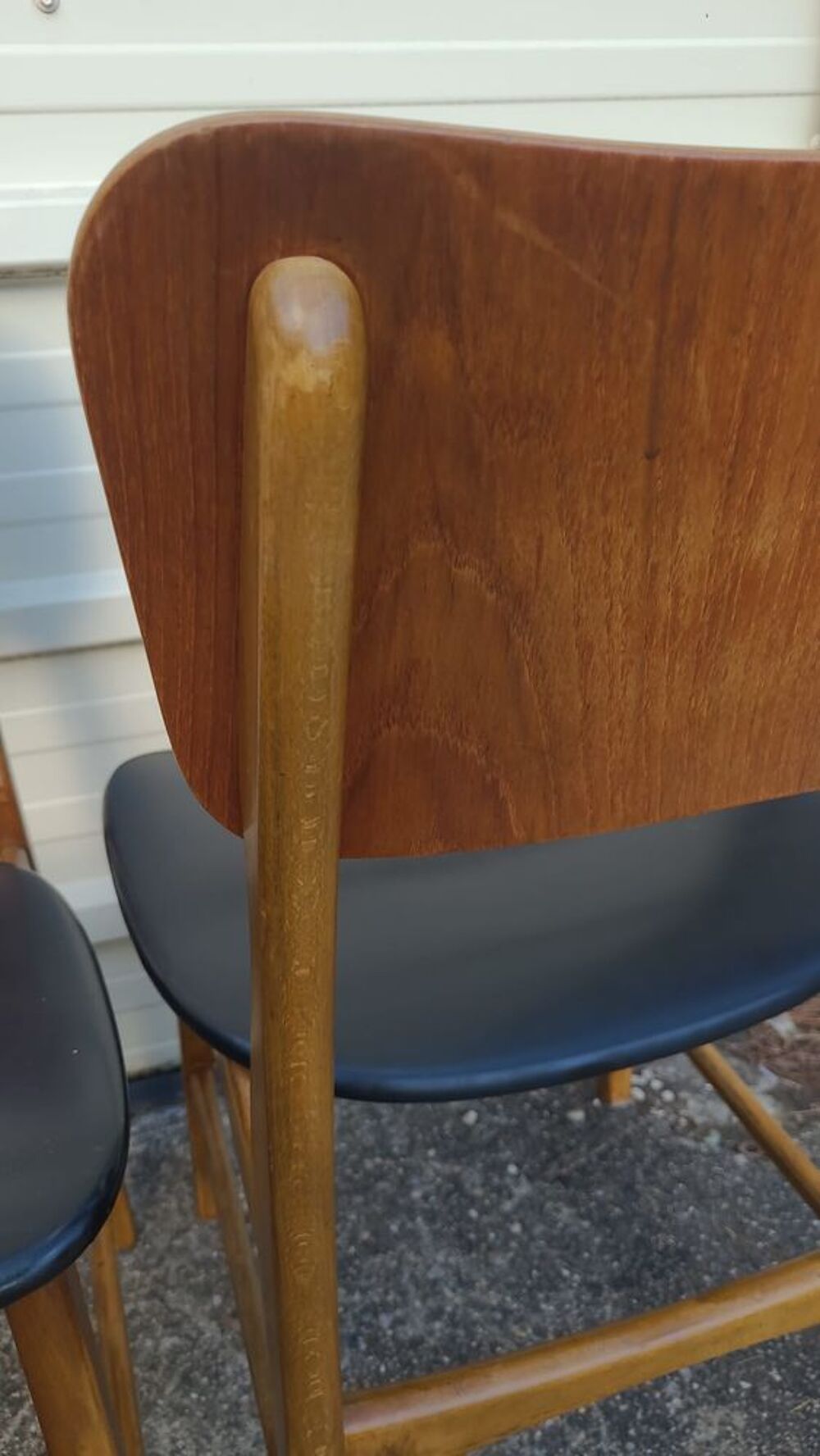 Chaise scandinave en teck par Kofod Larsen Meubles