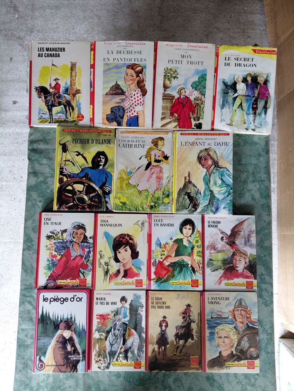 Minis- albums : bibliotheque verte et rose, en exelkent etat Livres et BD