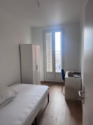  Appartement à louer 5 pièces 57 m² Marseille
