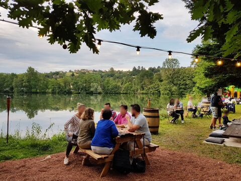 Domaine avec plan d'eau et guinguette 455000 69620 Le bois-d'oingt
