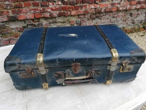 Valise ancienne 18 Valenciennes (59)