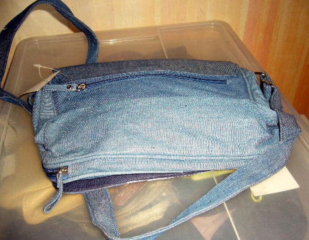 sac bandouliere femmme en jean synth&eacute;tique neuf Maroquinerie
