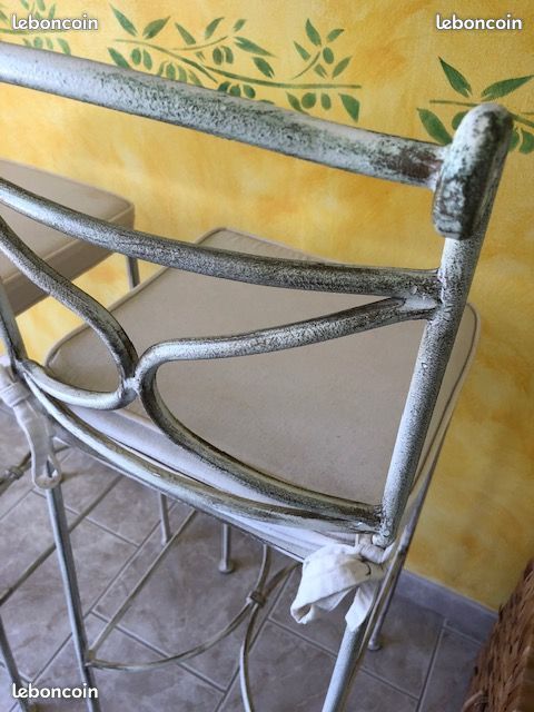 2 tabourets avec coussins dhoussables en fer forg
0 Asnires-sur-Vgre (72)
