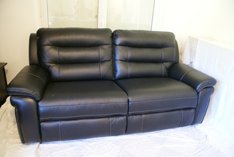 canap� noir �tat neuf Figeac (46)