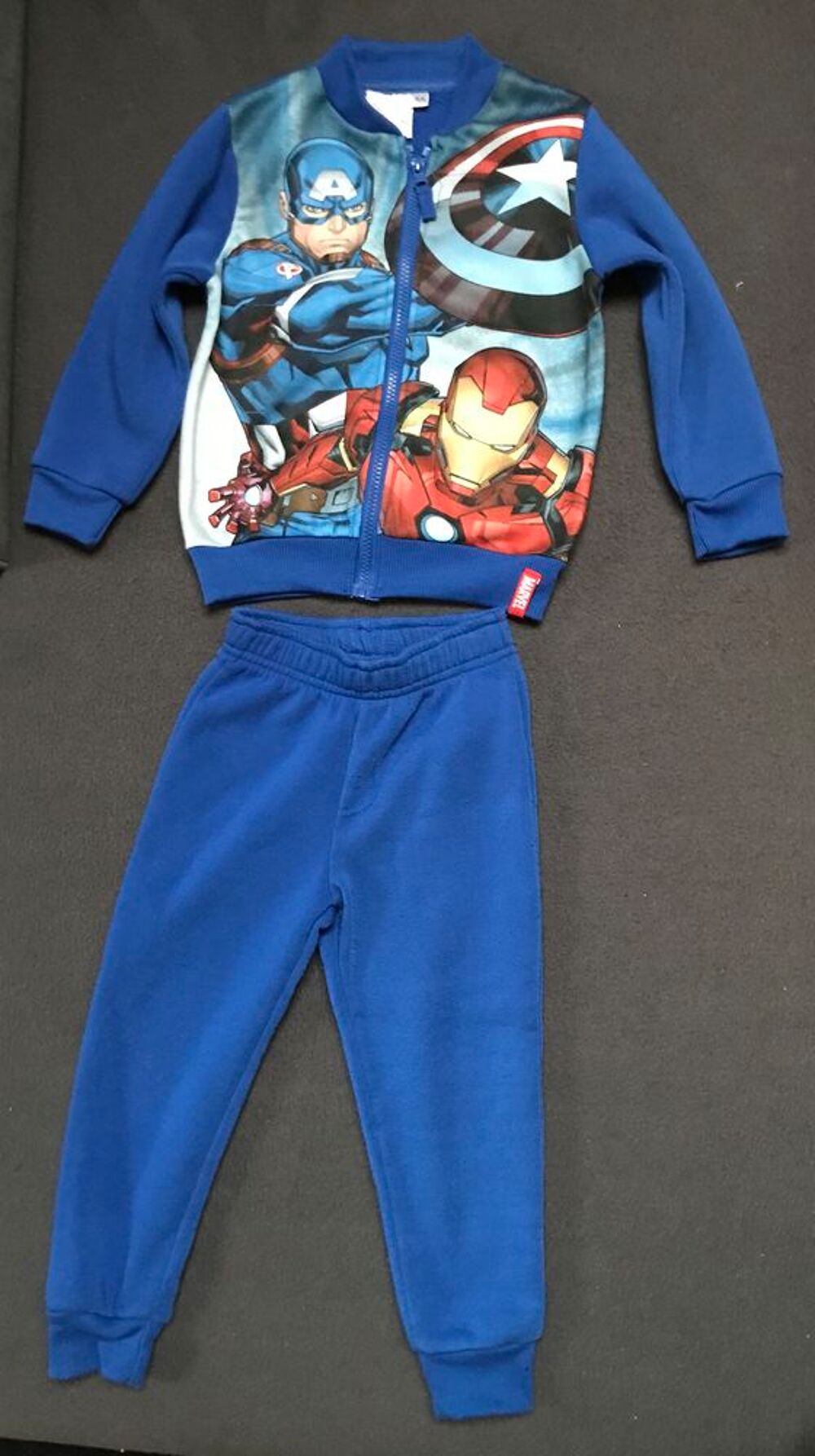 Lot Marvel enfant 4 ans Vêtements enfants