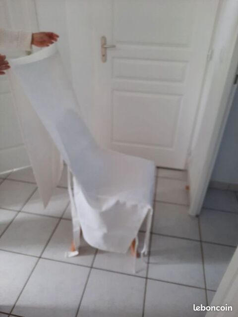 4 housses de chaises blanc cass 10 Thilouze (37)