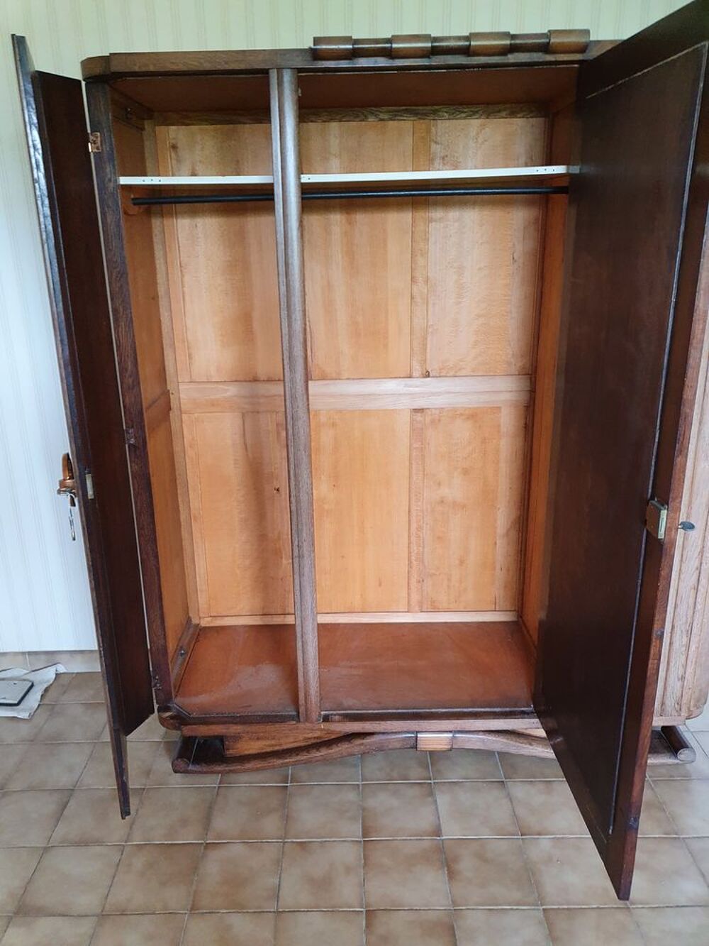 ARMOIRE A GLACE EN BOIS ACAJOU Meubles