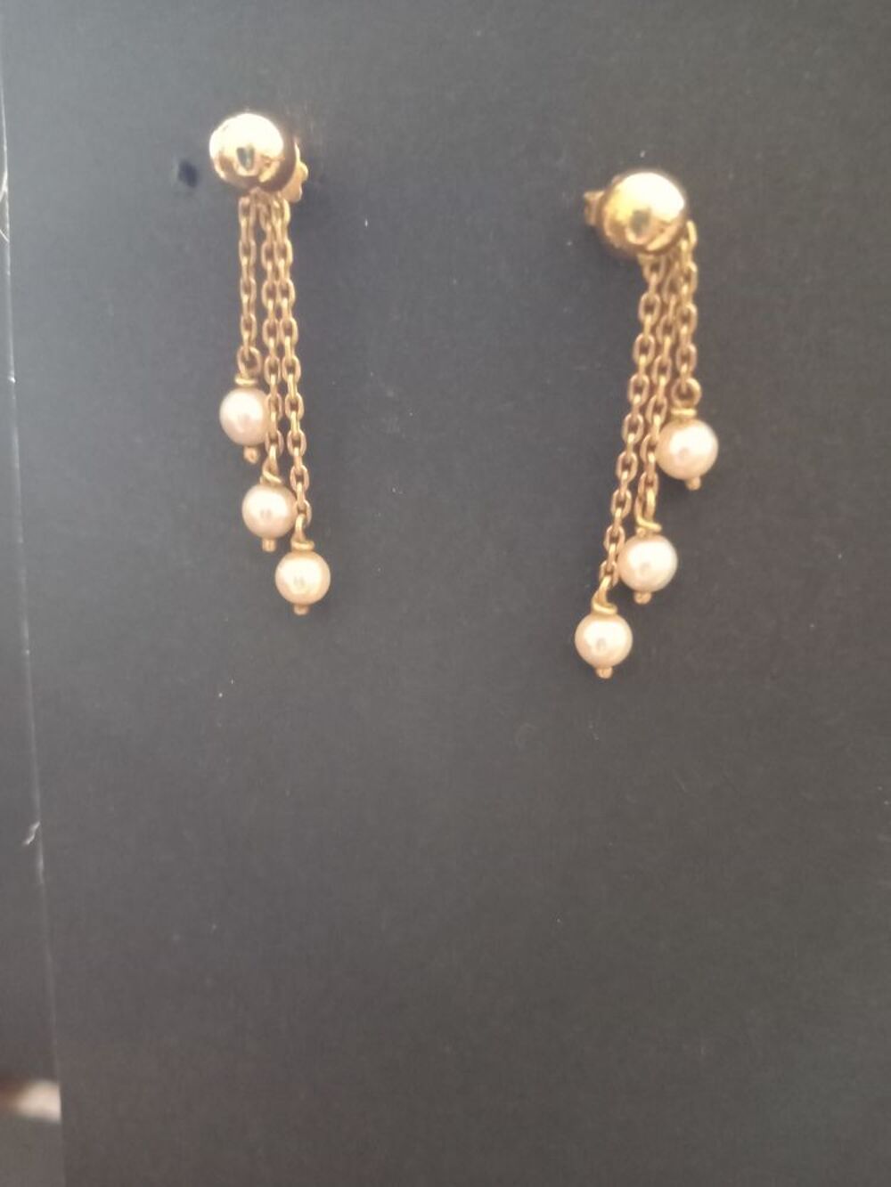 Paire de boucles d'oreilles or 18 carats Bijoux et montres