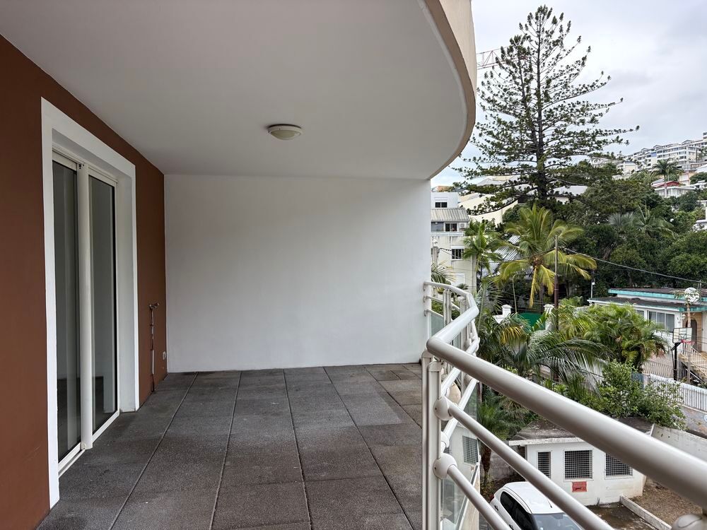 Vente Appartement F2 de 57 M2 calme et superbe vue à Saint Denis-la Providence Saint-denis