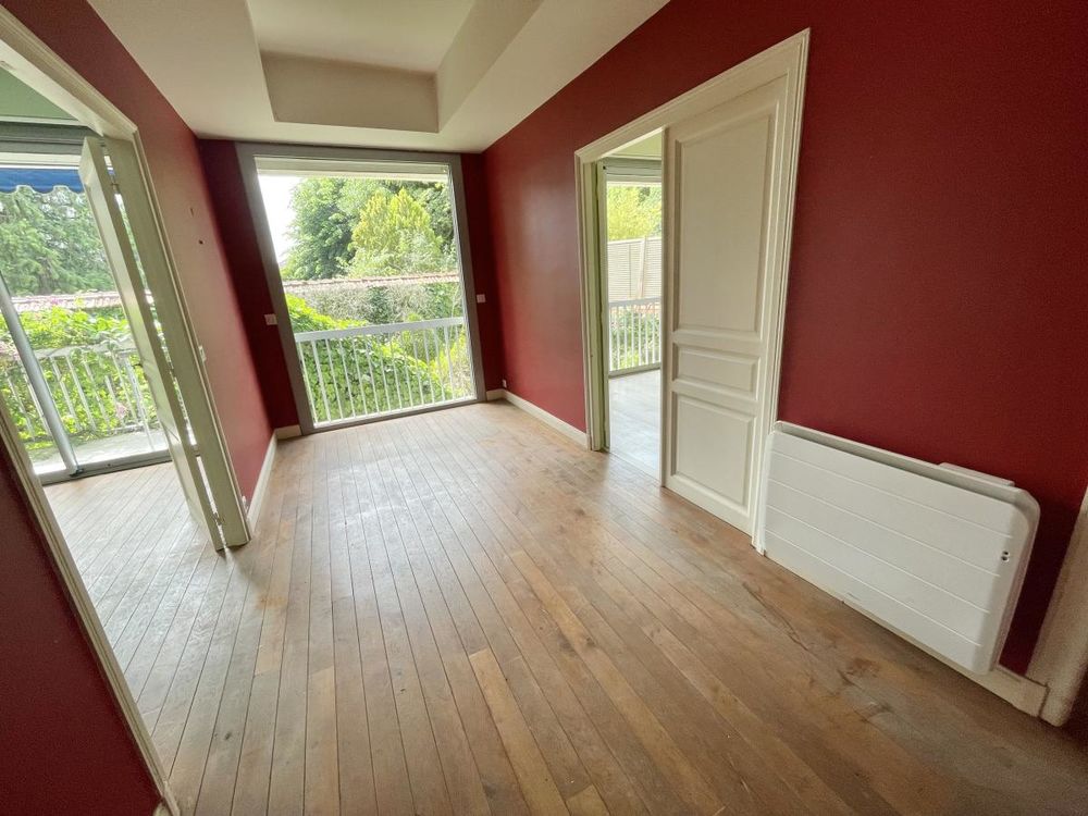 Vente Appartement Appartement 6 pièces avec jardin, dépendance garage et cave Reims