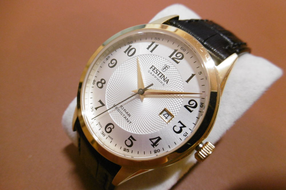 Montre Festina EXCELLENT ETAT
Bijoux et montres