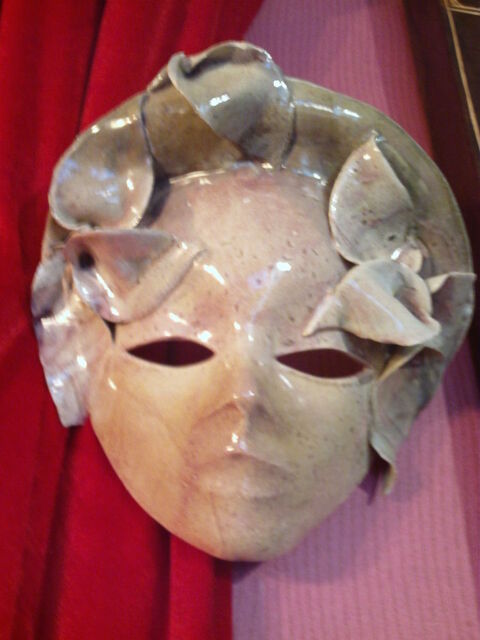 Masque v�nitien sign� Amano ancien N� 358 10 Beaune (21)