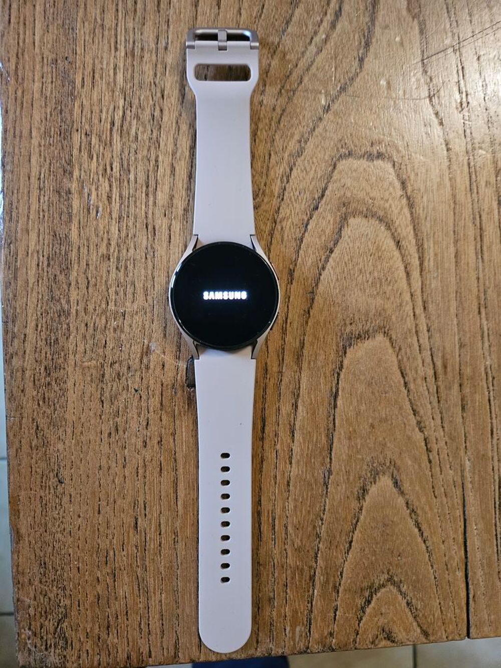 Telephone avec montre connect&eacute; Téléphones et tablettes