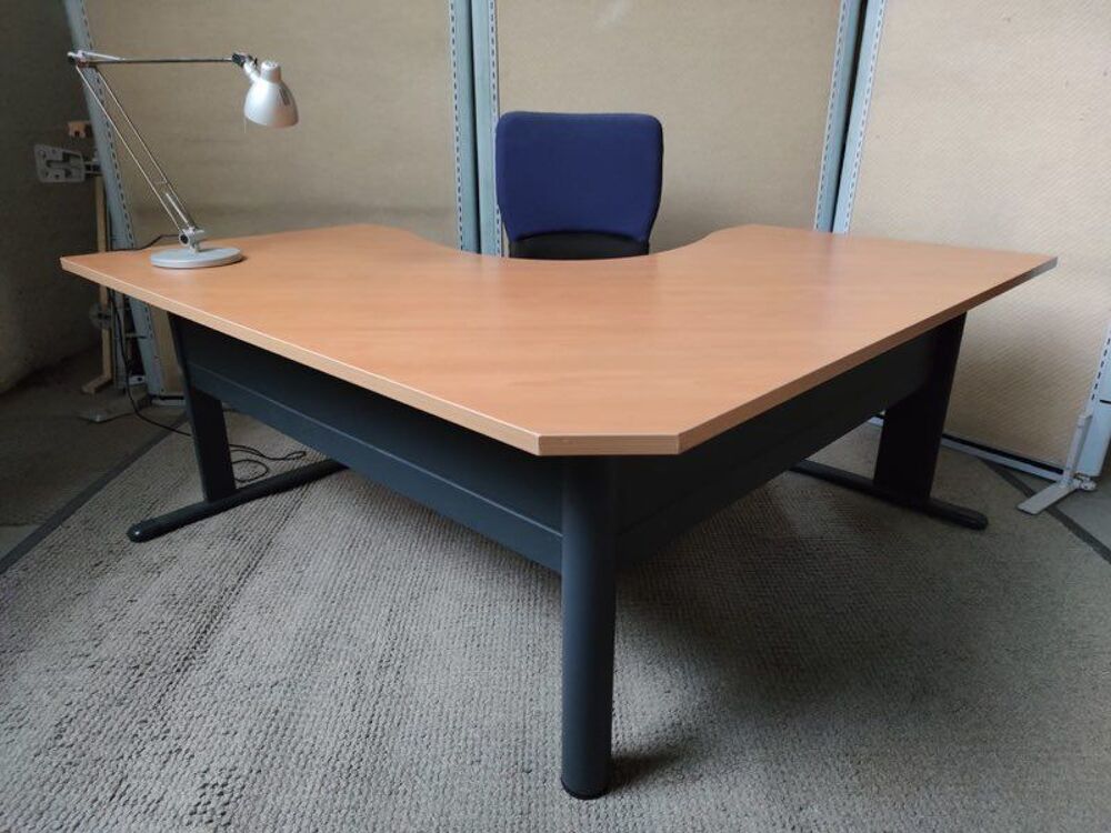Bureau d'angle avec caisson et s&eacute;parateur Meubles