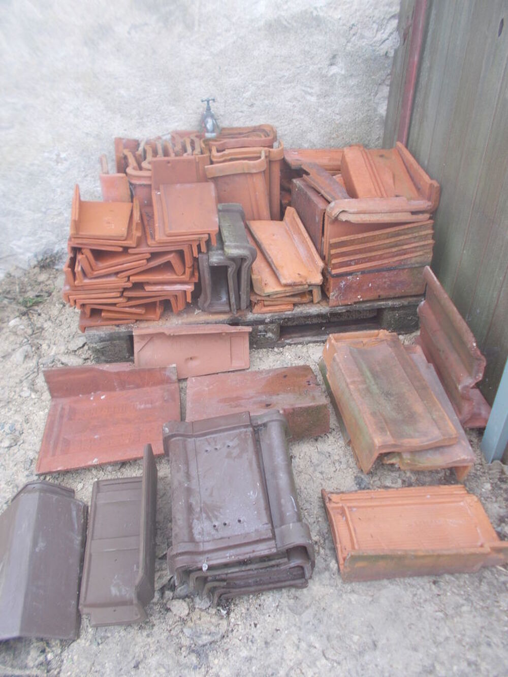 plusieurs Tuiles de rive neuve faire prix Bricolage