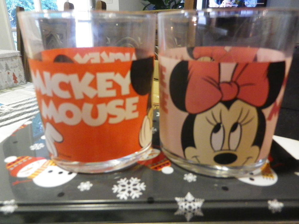 VERRES 1 MICKEY 1 MINNIE Décoration