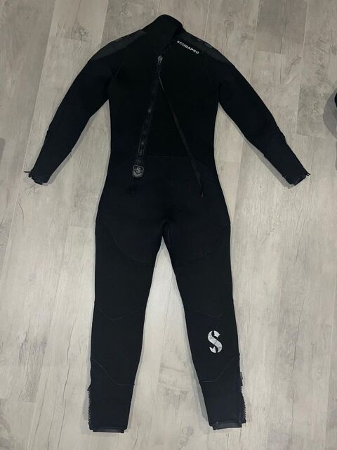 Combinaison de plonge sous-marine 170 Montreuil (93)