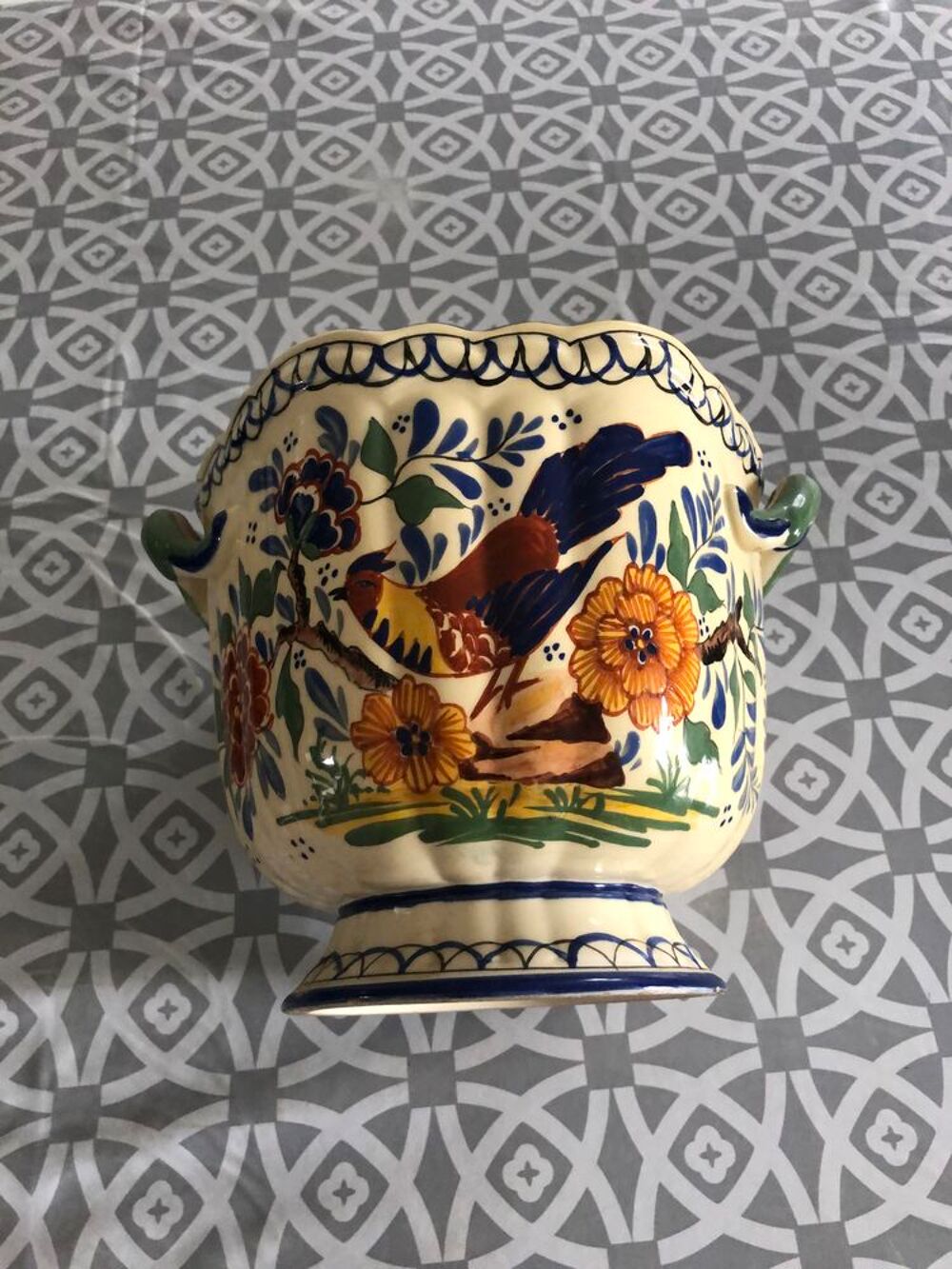 cache pot ancien d&eacute;cor&eacute; fait main Décoration