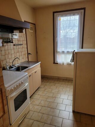  Appartement � vendre 4 pi�ces  Noyon