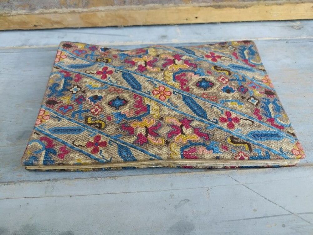 Ancienne Pochette &agrave; Main femme Porte Monnaie Miroir vintage. Maroquinerie