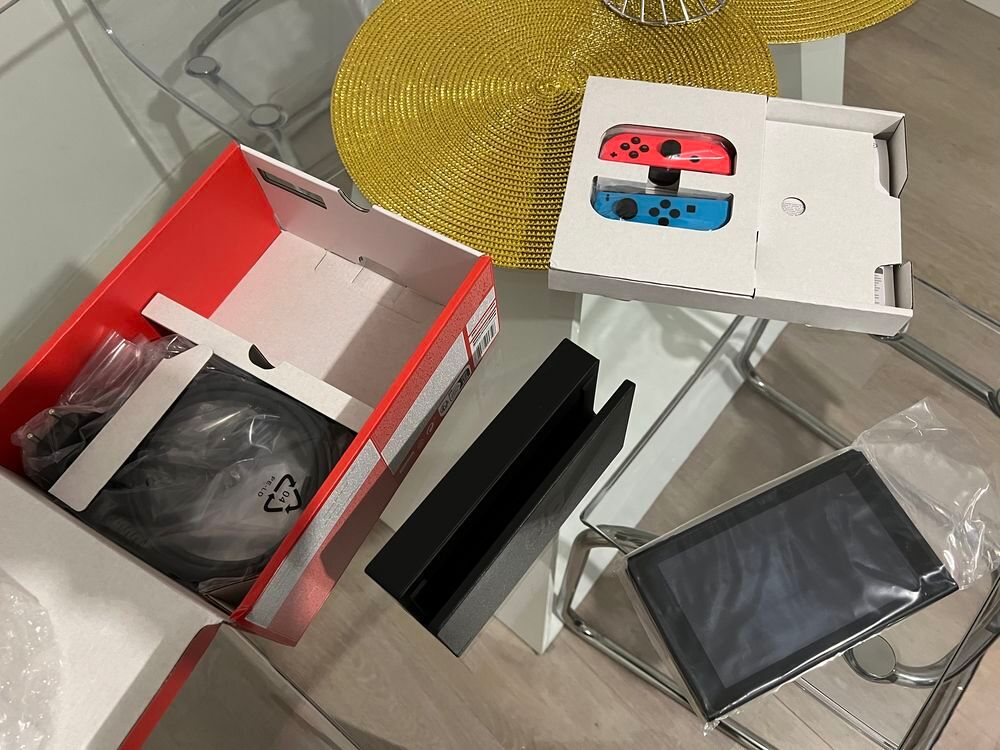 Console Nintendo Switch Consoles et jeux vidéos