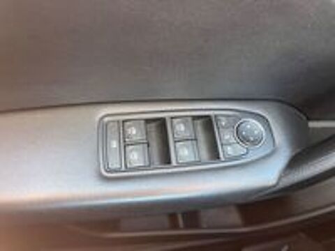 Captur TCe 90 - 21 Business 2021 occasion 82000 Montauban