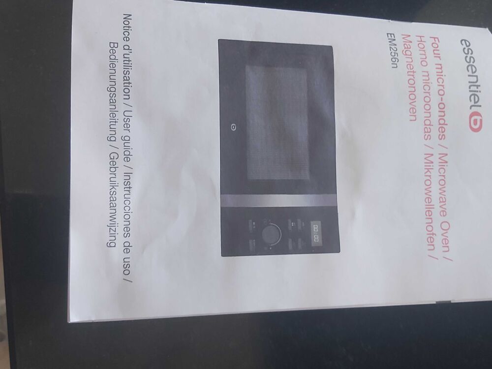 Four micro ondes Electroménager