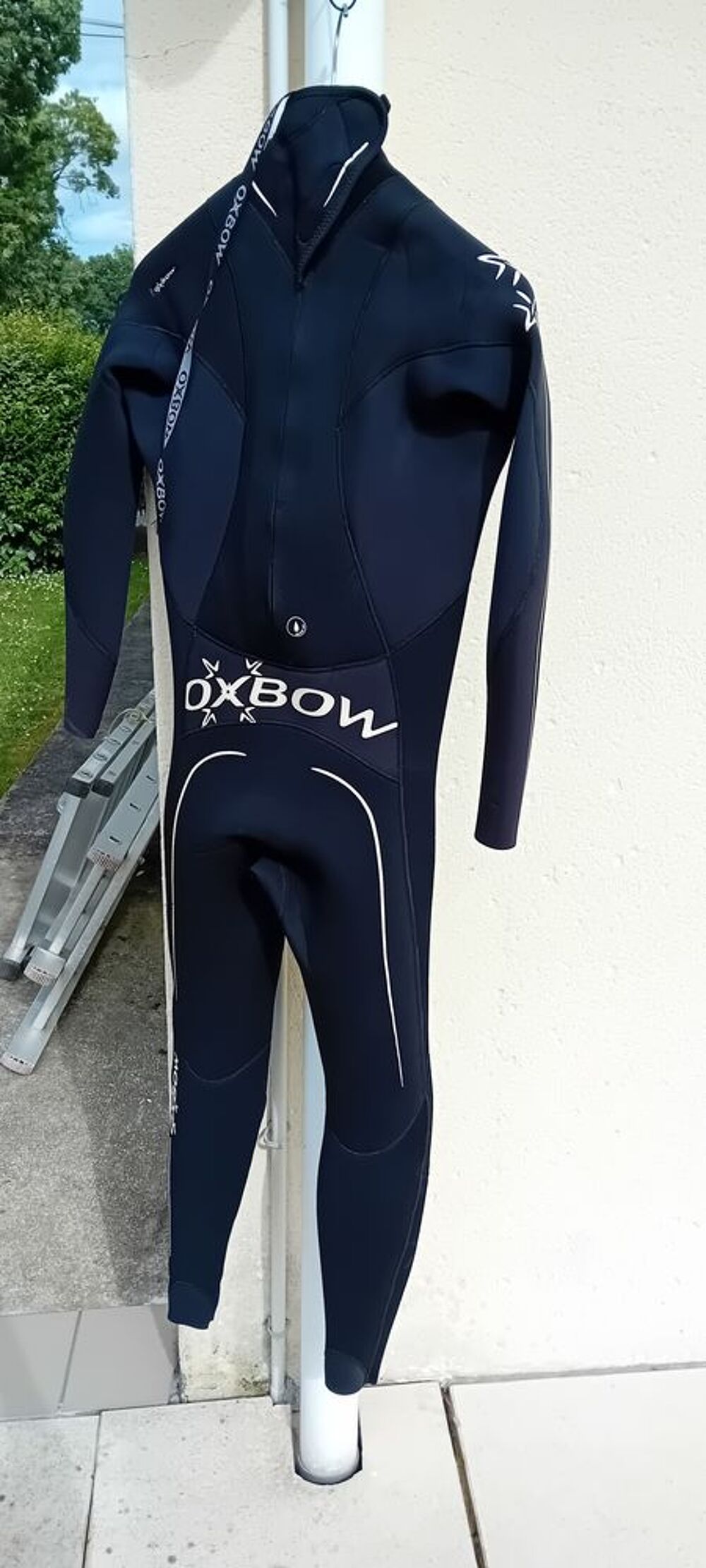 Surf, housse, combi, petites planches de plage Sports