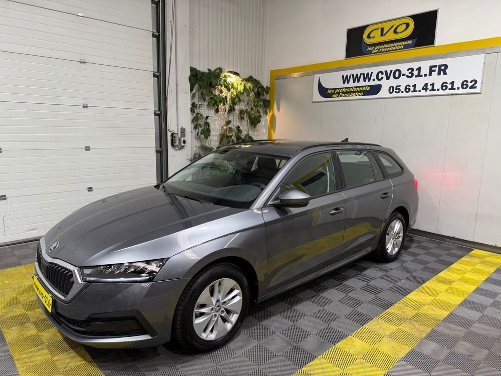 Octavia COMBI IV TSI 110cv m-HEV DSG-7 2023 occasion 31100 Toulouse