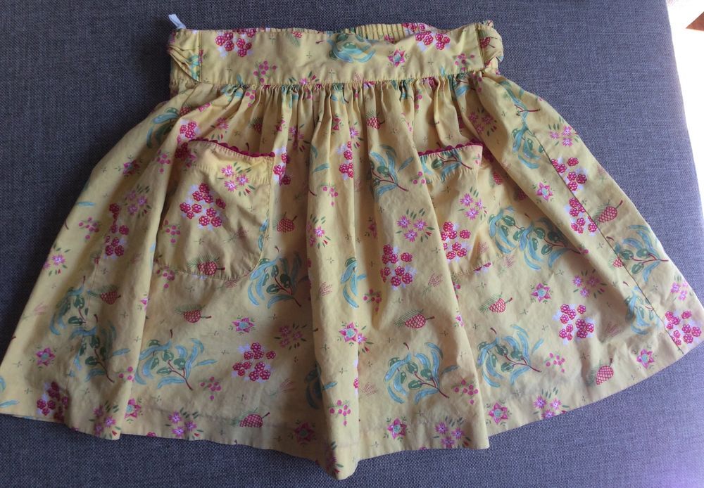 Jupe jaune fleurie 8 ans (126cm) Vêtements enfants