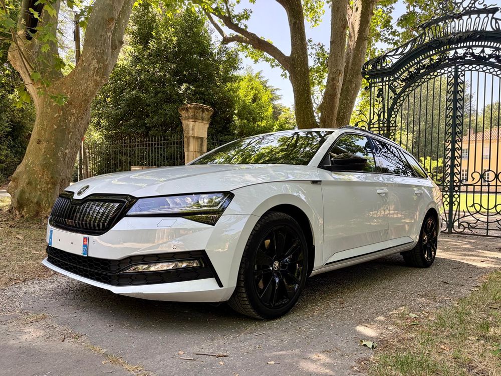 Superb Combi 1.4 TSI PHEV 218 ch DSG6 Sportline 2020 occasion 30132 Caissargues