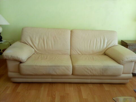 CANAPE CUIR 3 places 260 Cahors (46)