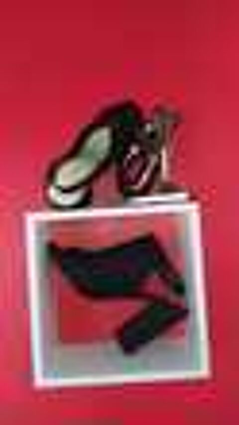 CHAUSSURE &Agrave; TALON Chaussures
