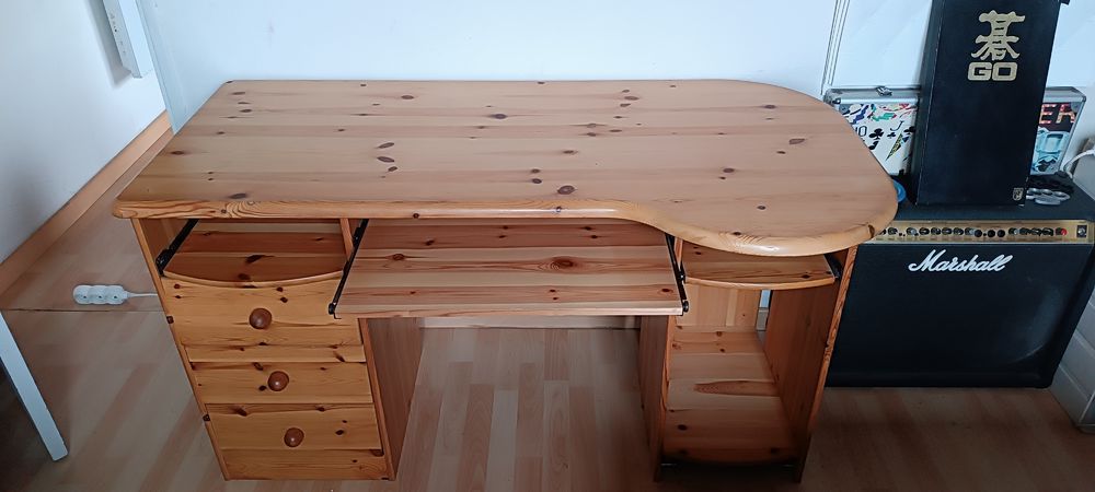 Bureau en pin massif Meubles
