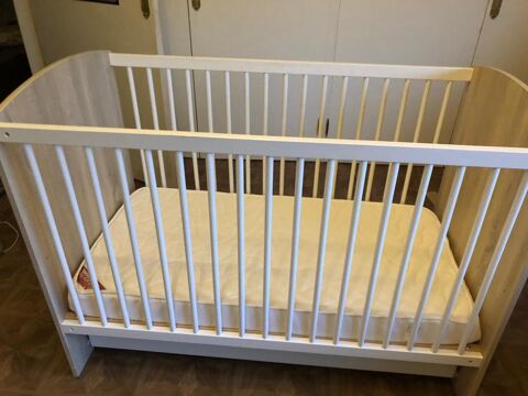 Lit bébé à barreaux bois 150 Cardonnette (80)