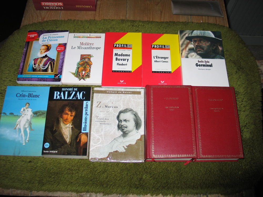 Livres Vintage grande litt&eacute;rature classique Fran&ccedil;aise. 