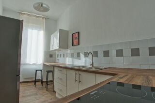  Appartement à louer 2 pièces 59 m²