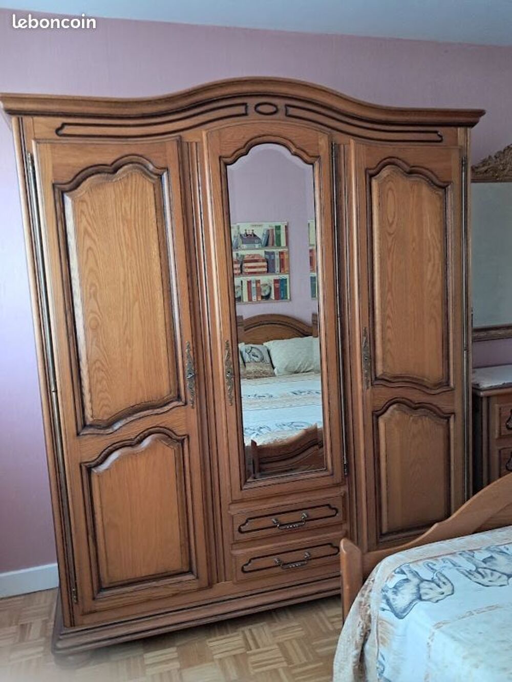 Chambre &agrave; coucher. Meubles
