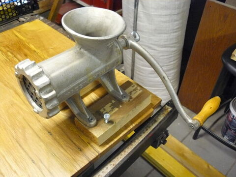 hachoir � viande manuel 25 Saint-Germain-sur-�cole (77)