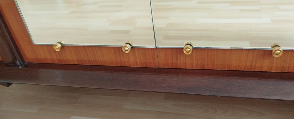Grande armoire en bois de palissandre (TBE) Meubles